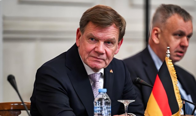 德国外长呼吁组建“新八国联军”对抗中国，中方仅用了两个字回敬，堪称教科书级别！